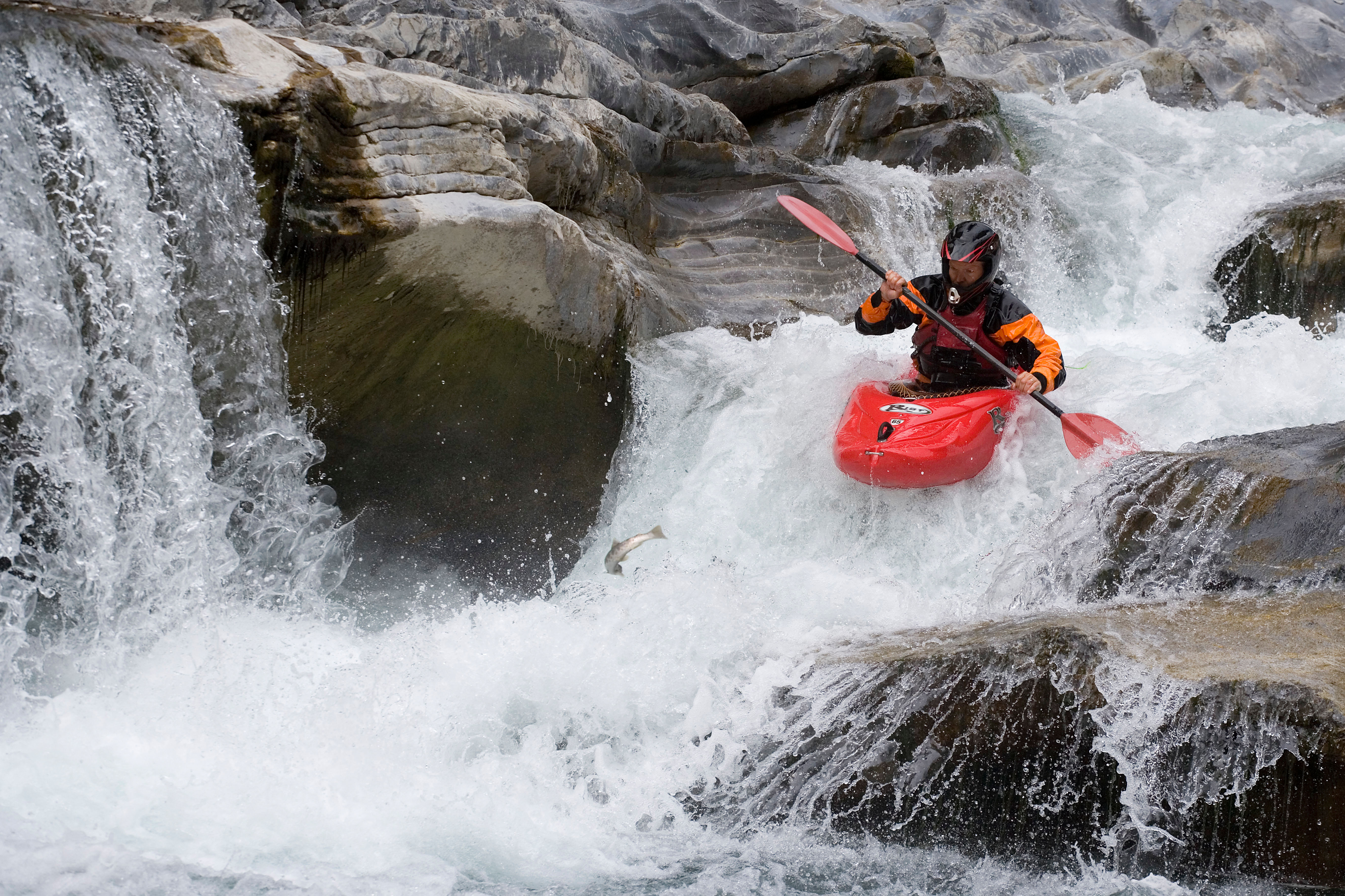 Kayaking near Chalet Carpe Diem